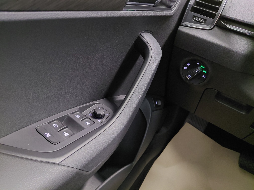 Skoda Karoq – Foto 19