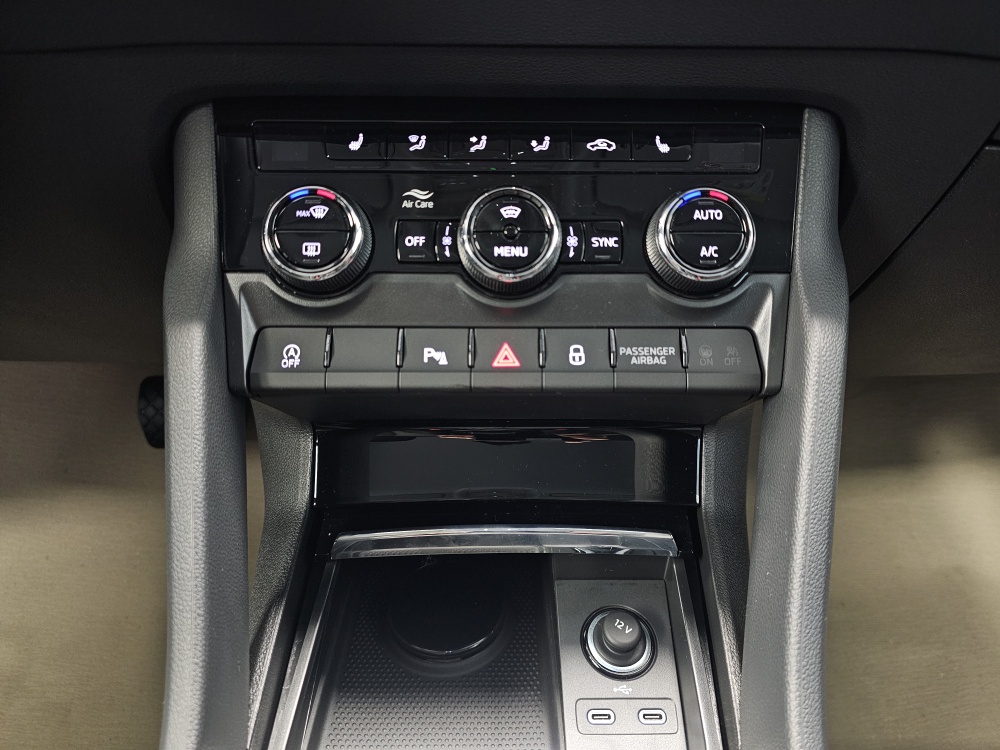 Skoda Karoq – Foto 11
