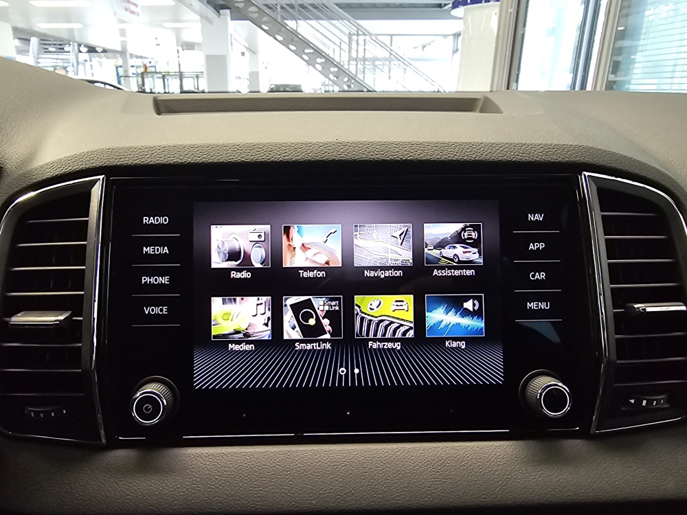 Skoda Karoq – Foto 12