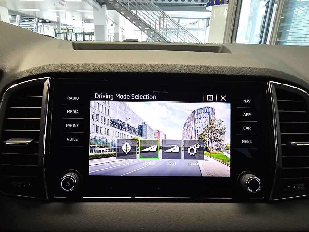 Skoda Karoq – Foto 20