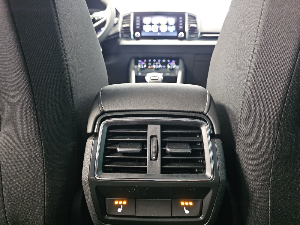 Skoda Karoq – Foto 8
