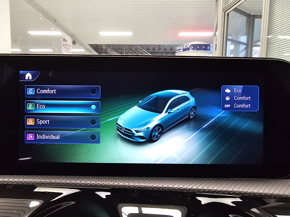 Mercedes-Benz A 180 – Foto 26