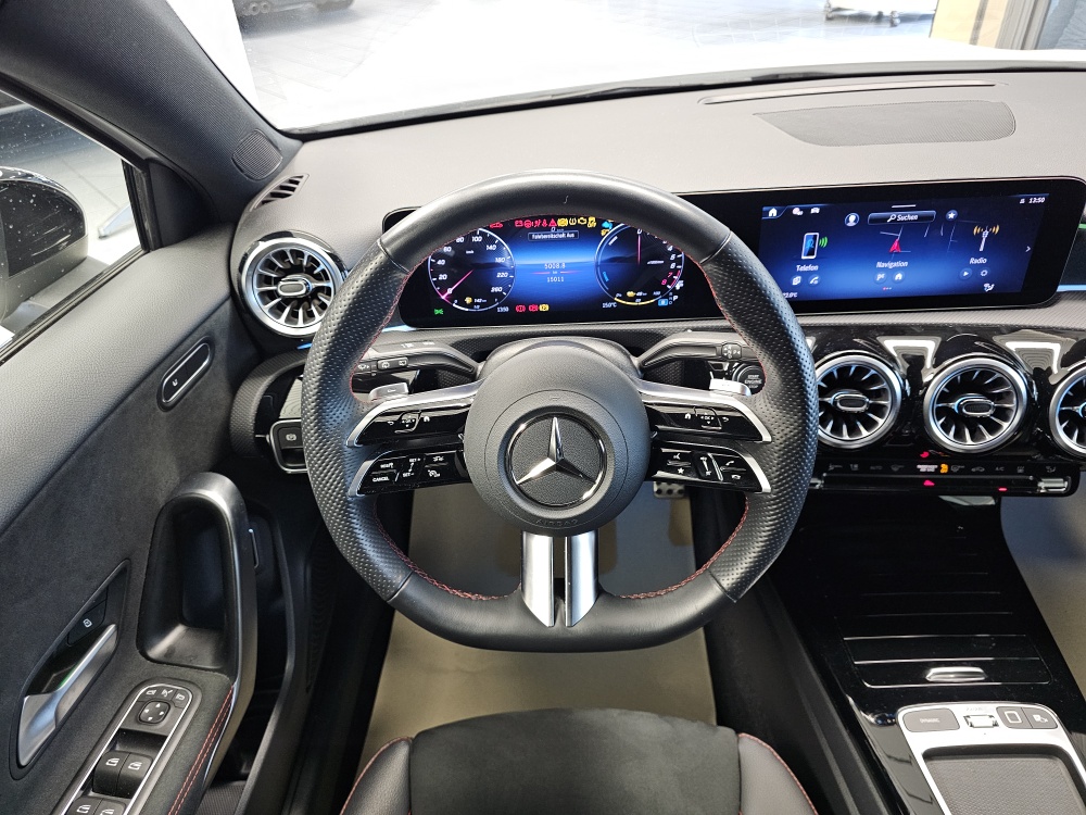 Mercedes-Benz A 250e – Foto 31