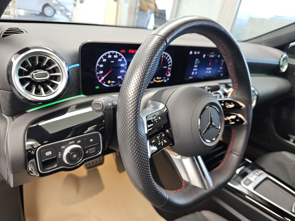 Mercedes-Benz A 250e – Foto 32