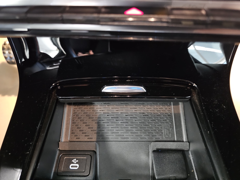 Mercedes-Benz A 250e – Foto 9