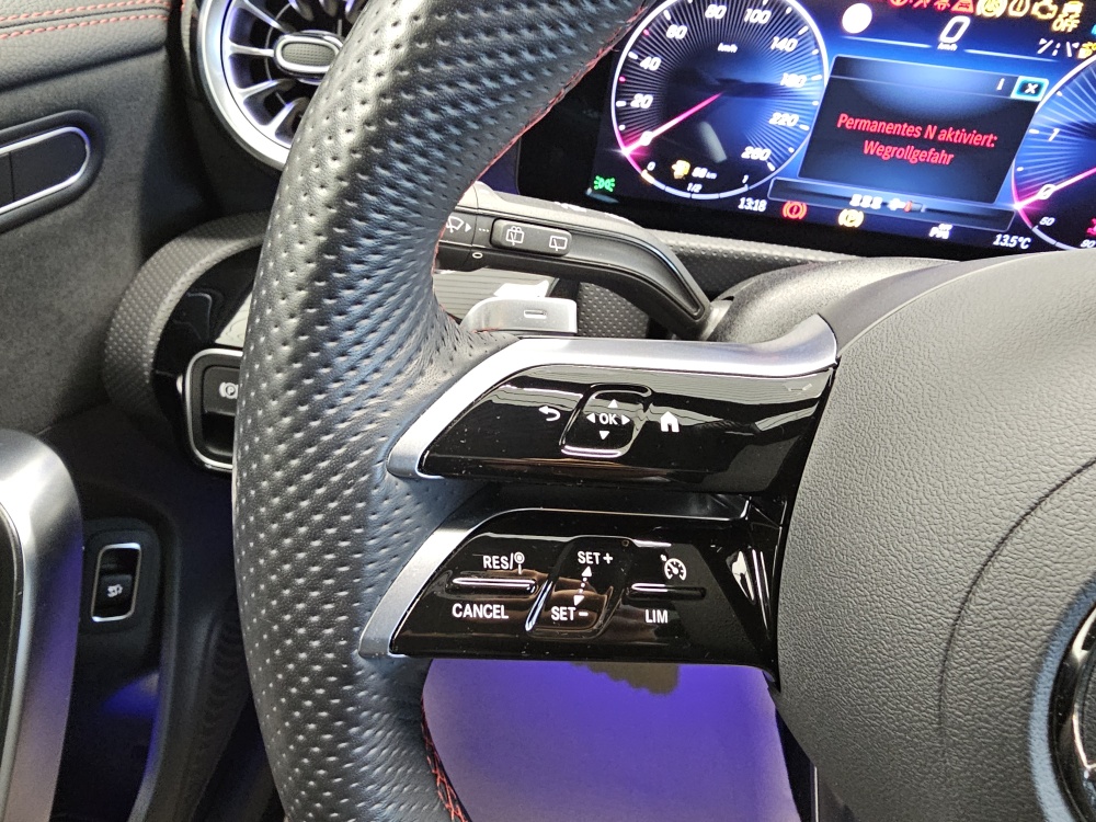 Mercedes-Benz CLA 200 Shooting Brake – Foto 32
