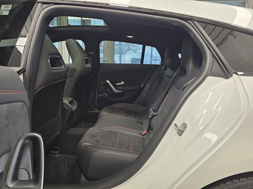 Mercedes-Benz CLA 200 Shooting Brake – Foto 6