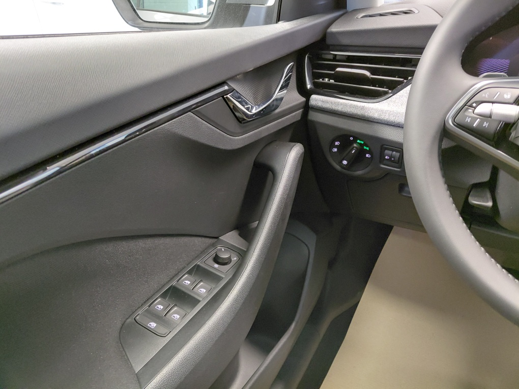 Skoda Kamiq – Foto 18