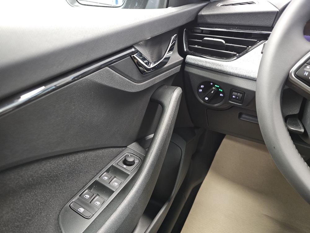 Skoda Kamiq – Foto 18