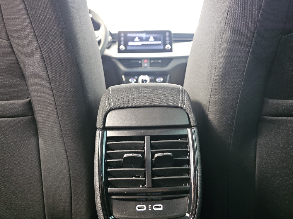 Skoda Kamiq – Foto 7