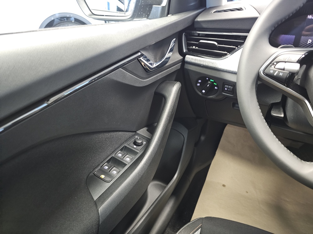 Skoda Kamiq – Foto 17