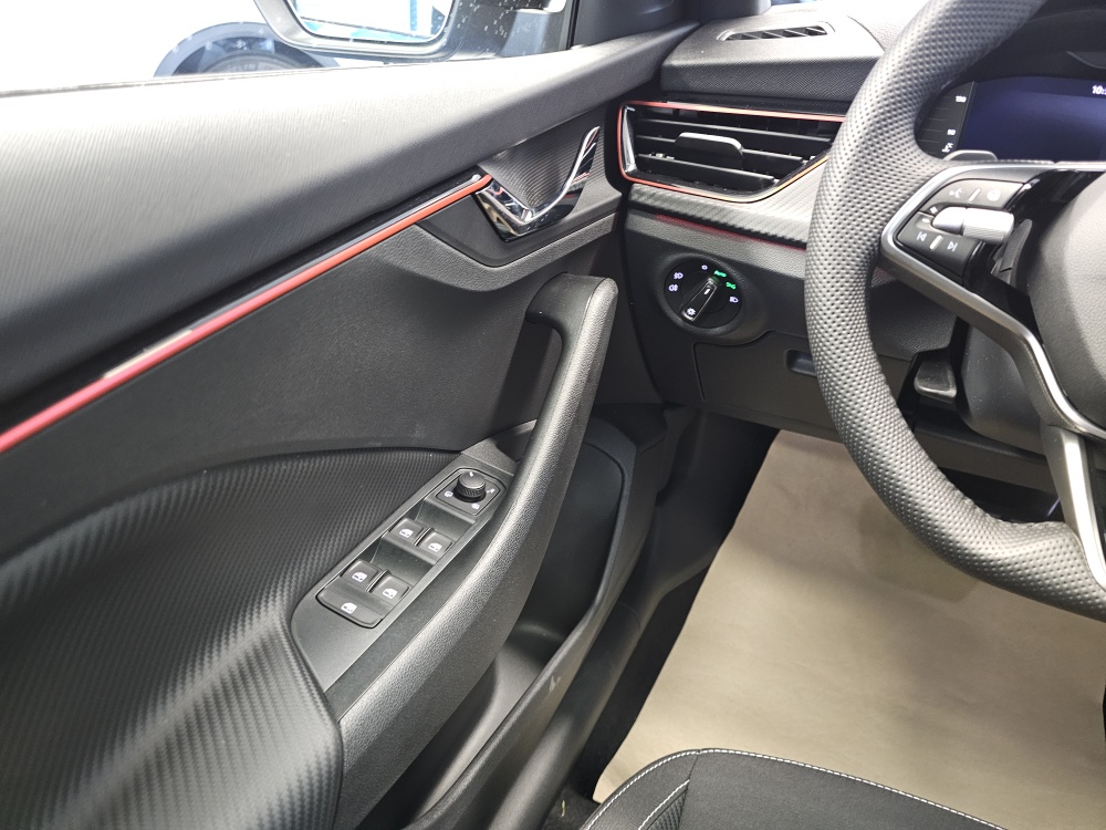 Skoda Kamiq – Foto 18