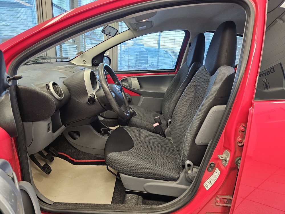 Toyota Aygo – Foto 11