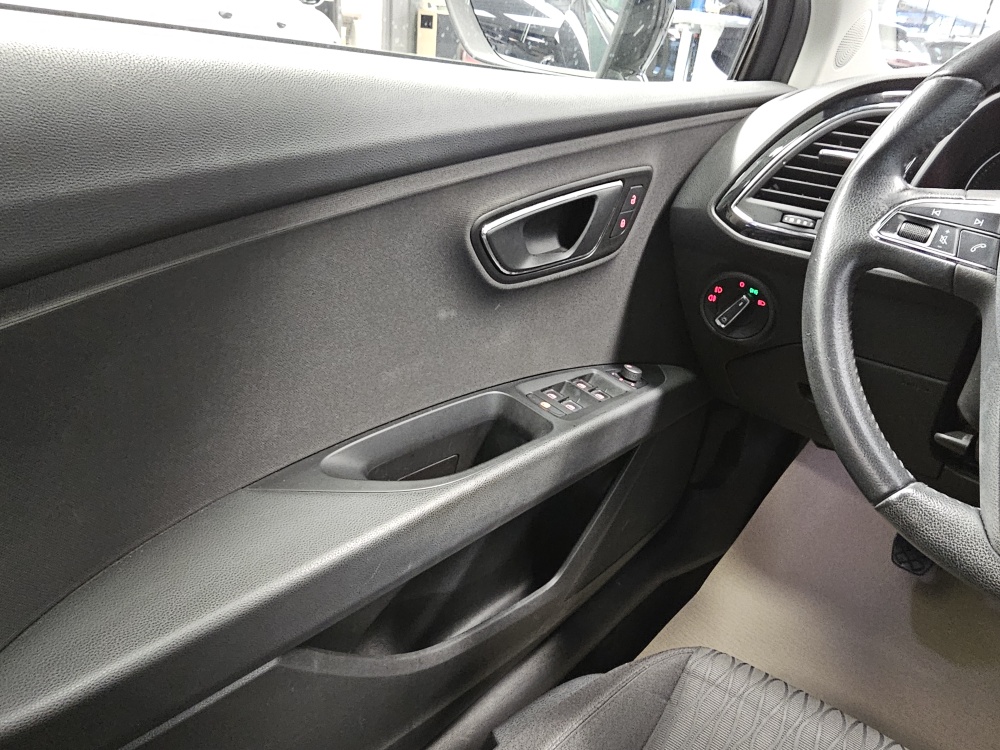 Seat Leon Sportstourer  ST – Foto 18