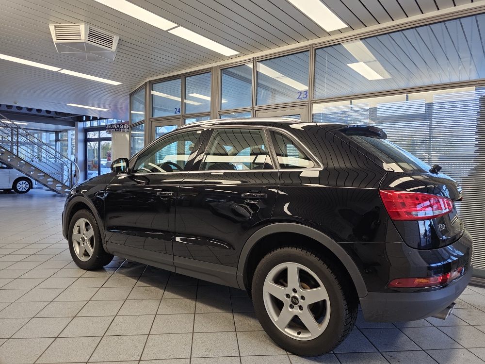Audi Q3 – Foto 16