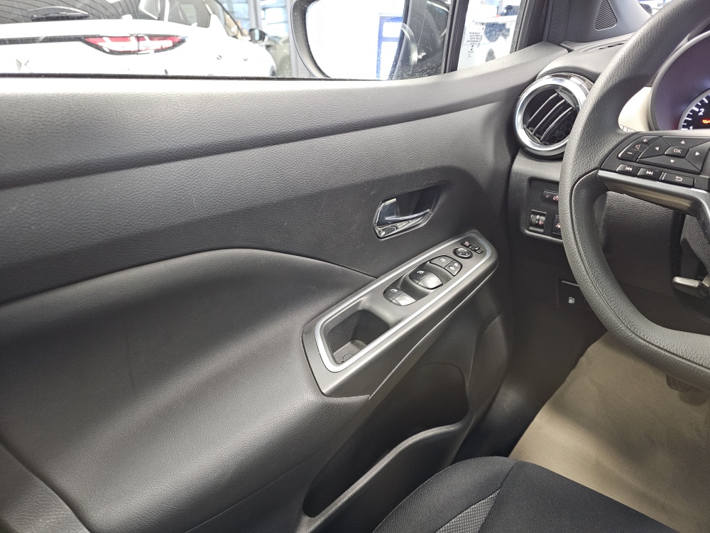 Nissan Micra – Foto 15