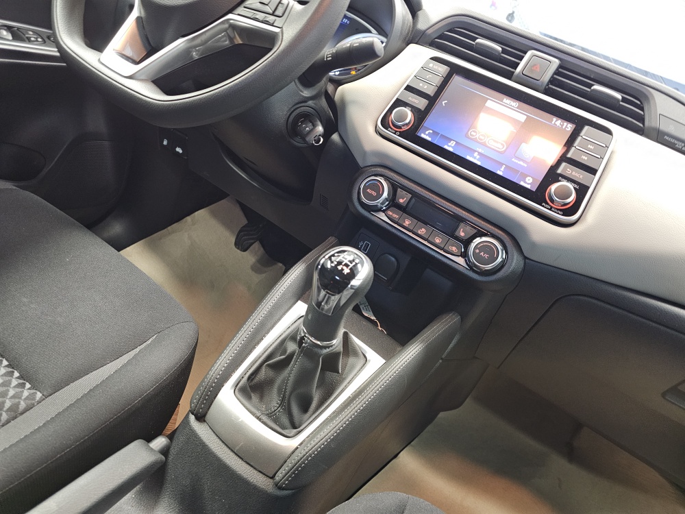 Nissan Micra – Foto 8
