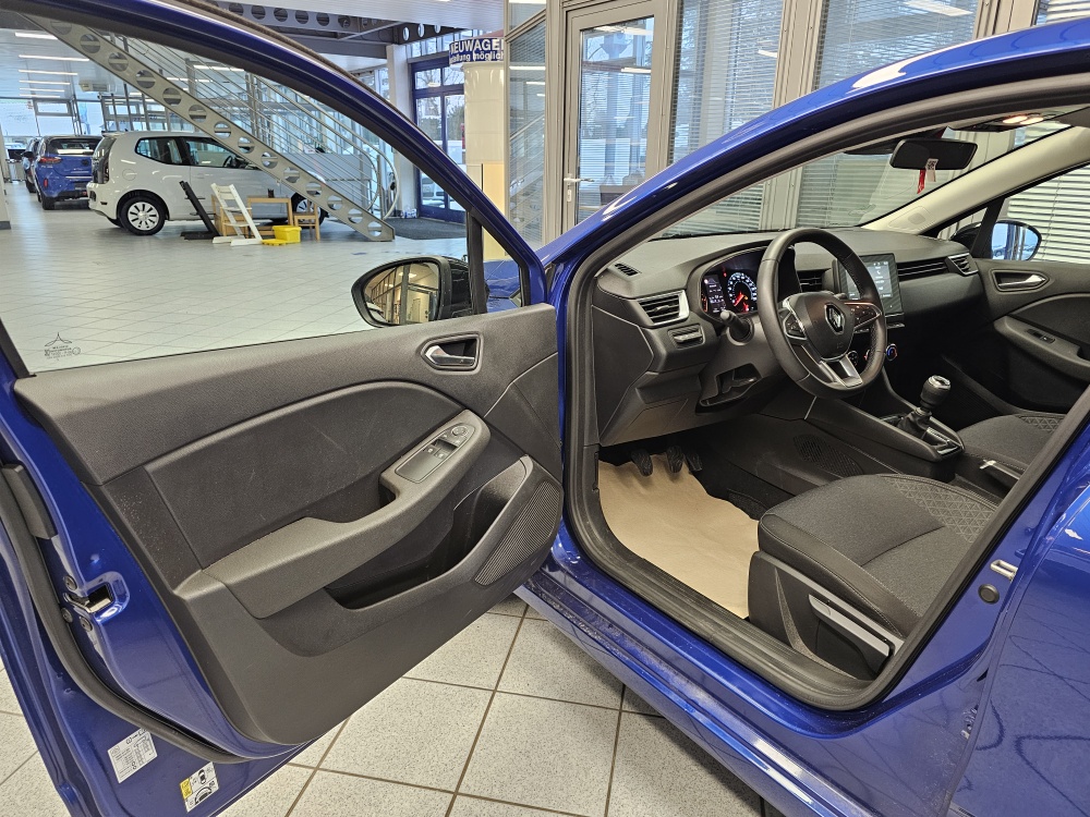 Renault Clio – Foto 20