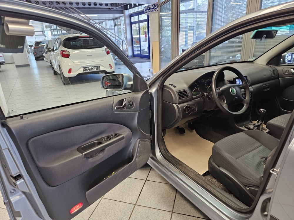 Skoda Octavia Combi – Foto 16