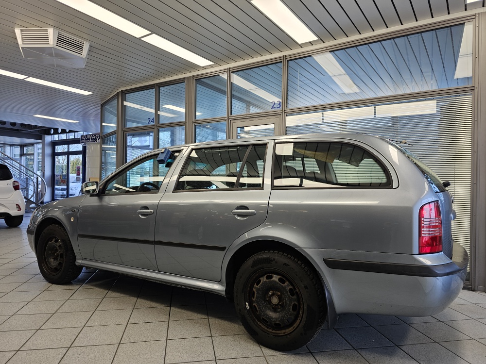 Skoda Octavia Combi – Foto 17