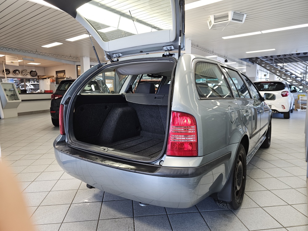 Skoda Octavia Combi – Foto 2
