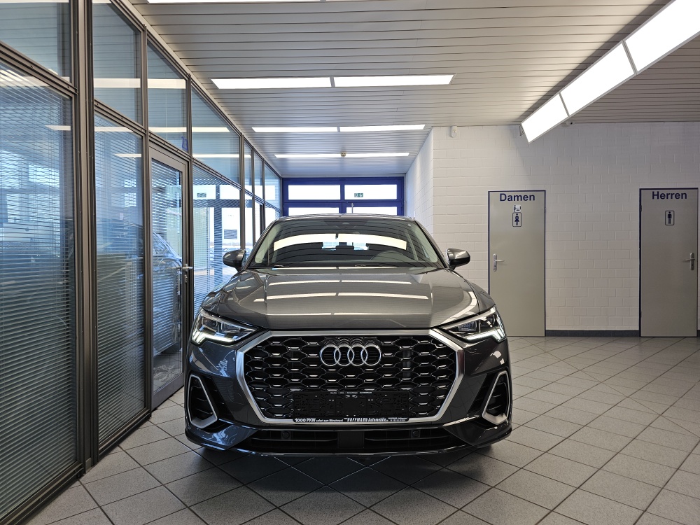 Audi Q3 – Foto 31