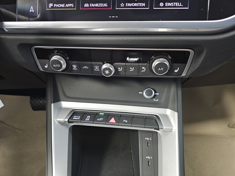 Audi Q3 – Foto 8