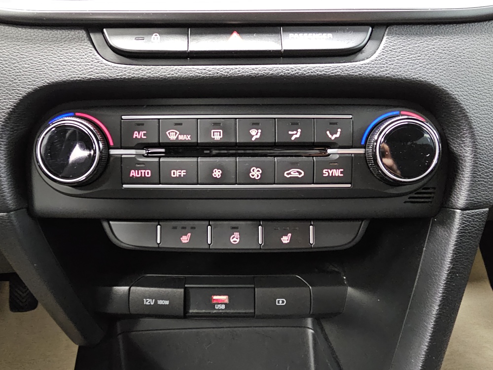 Kia Ceed – Foto 12