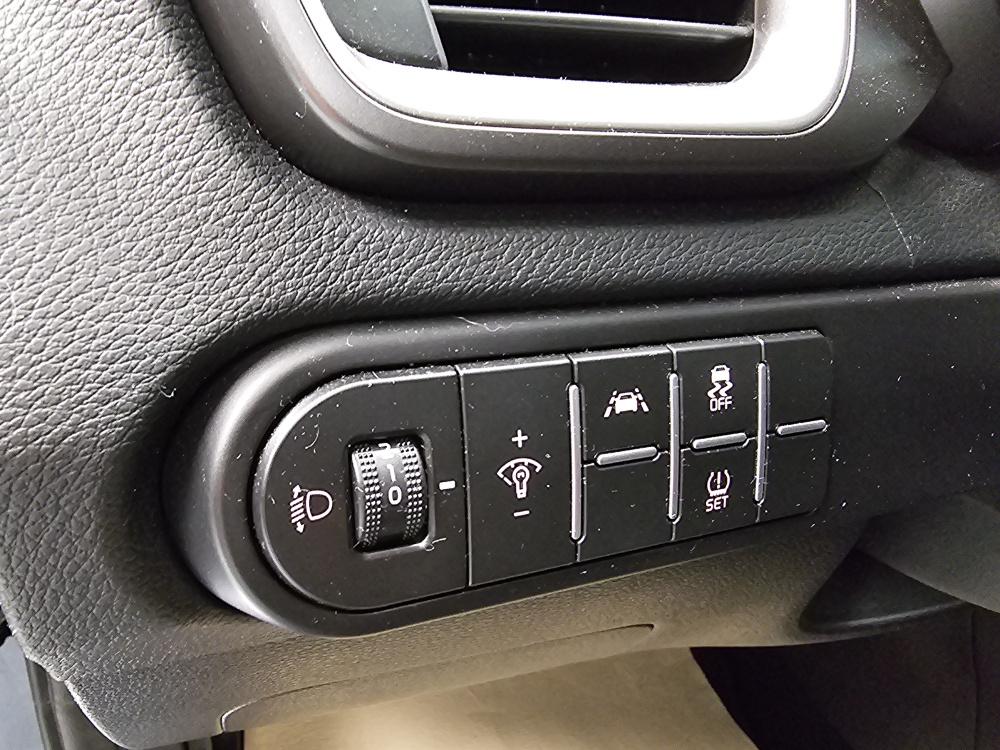 Kia Ceed – Foto 18