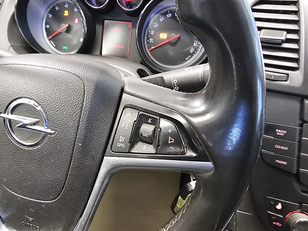 Opel Insignia – Foto 11