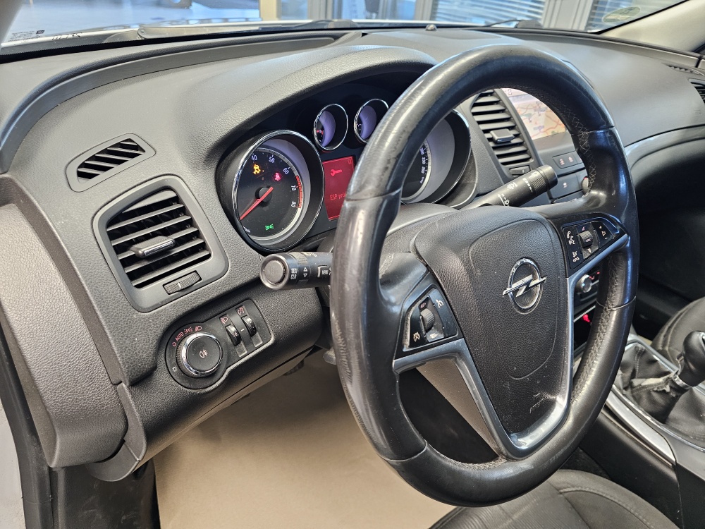 Opel Insignia – Foto 15