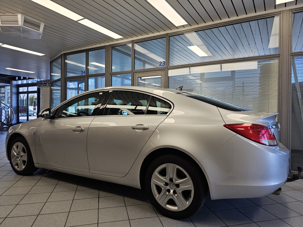 Opel Insignia – Foto 18