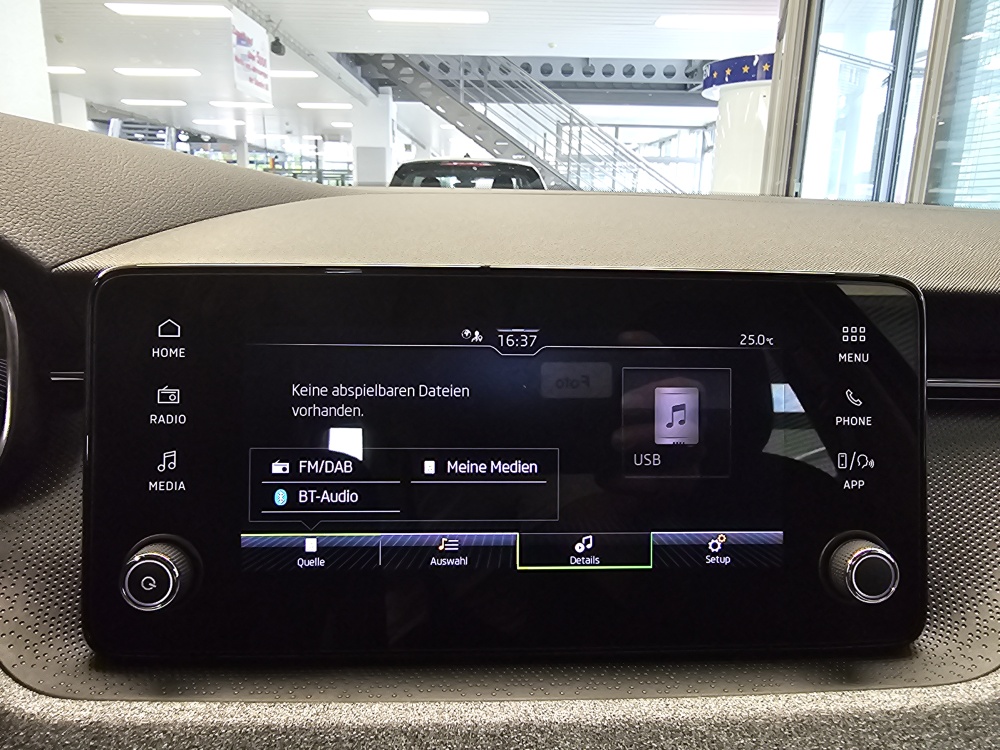 Skoda Kamiq – Foto 12