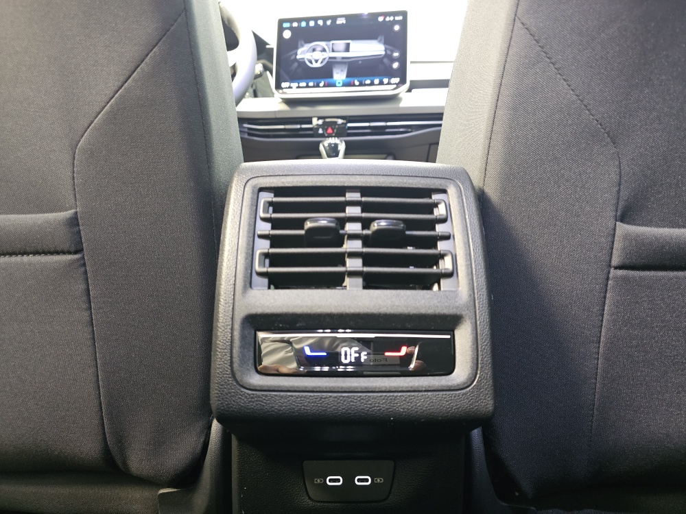 VW Golf Variant – Foto 8