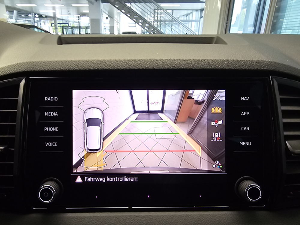 Skoda Karoq – Foto 16