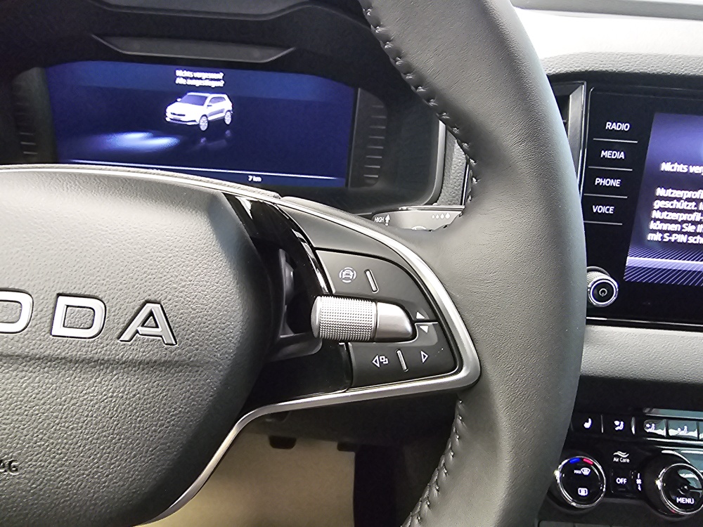 Skoda Karoq – Foto 17
