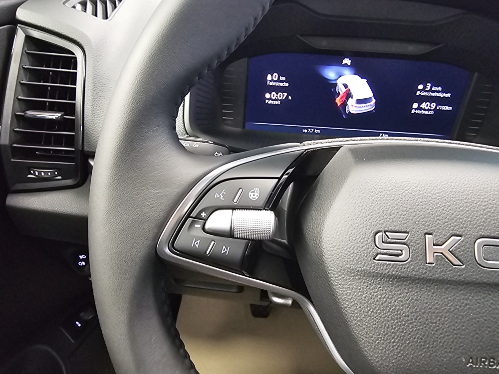 Skoda Karoq – Foto 18