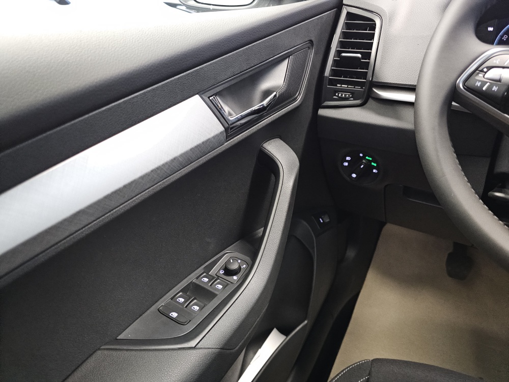 Skoda Karoq – Foto 22