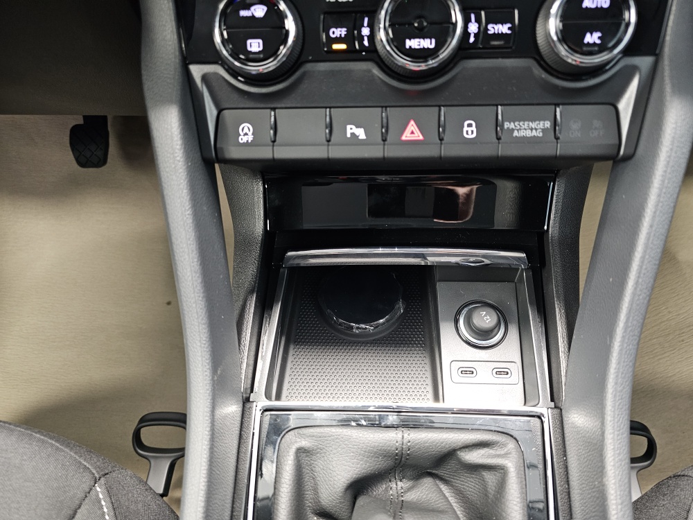 Skoda Karoq – Foto 9