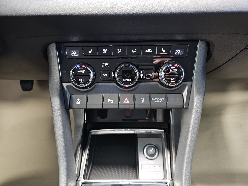 Skoda Karoq – Foto 8