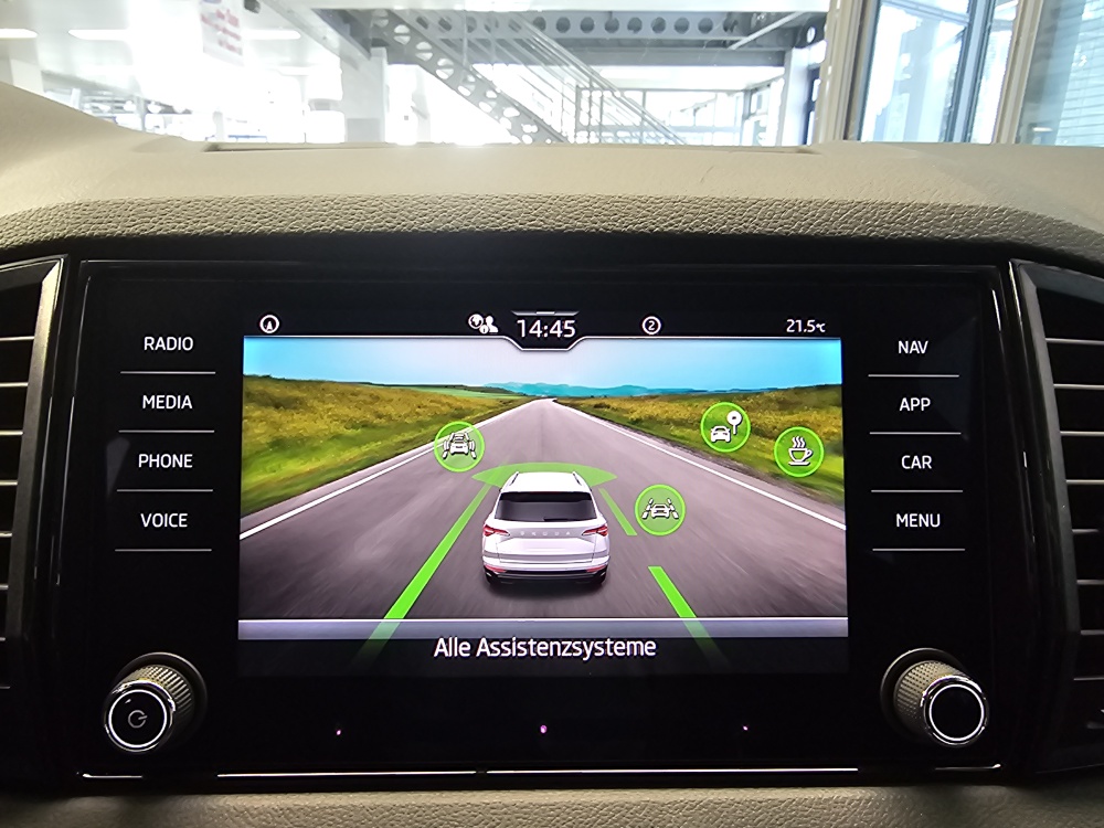 Skoda Karoq – Foto 12