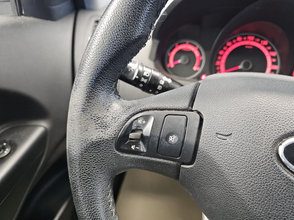Kia Ceed – Foto 10