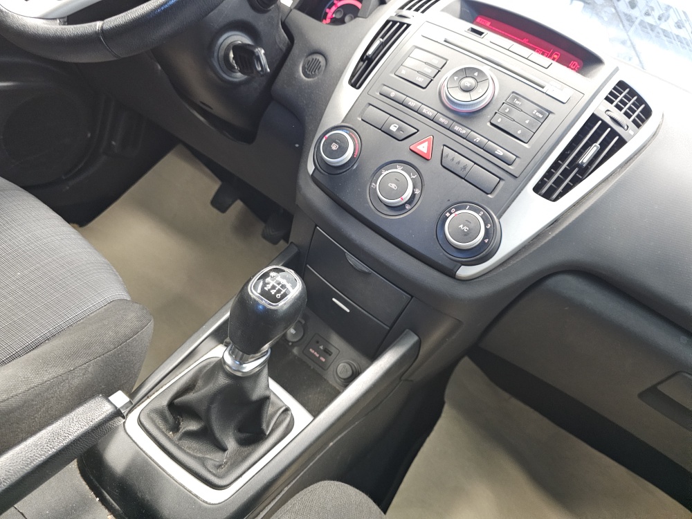 Kia Ceed – Foto 6