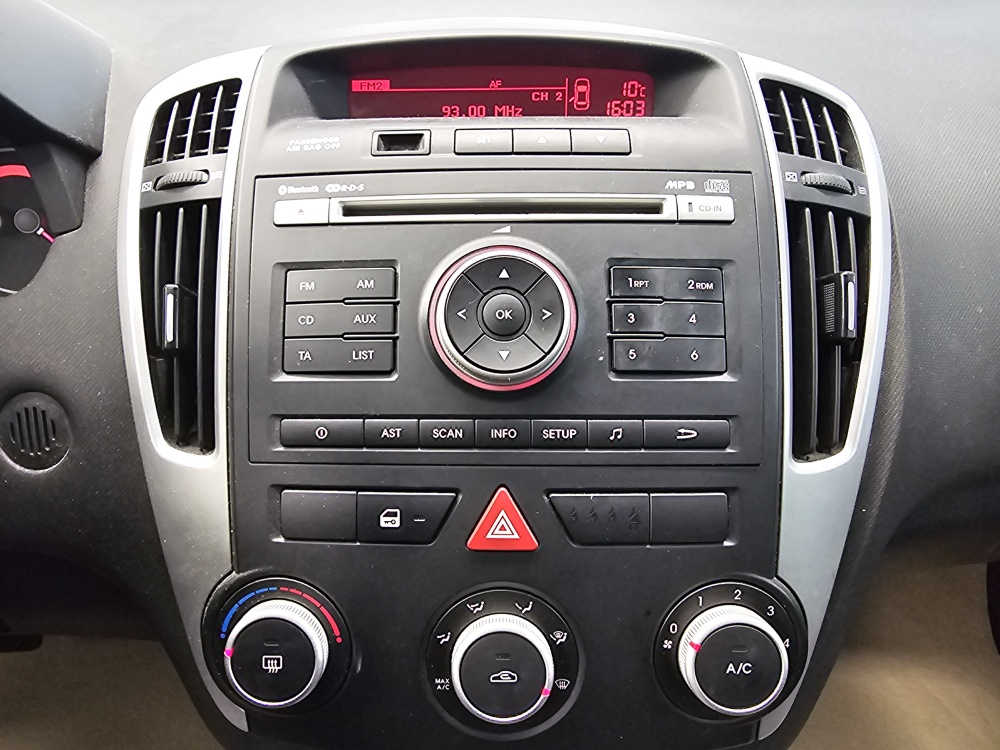 Kia Ceed – Foto 8