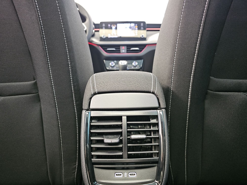 Skoda Kamiq – Foto 8