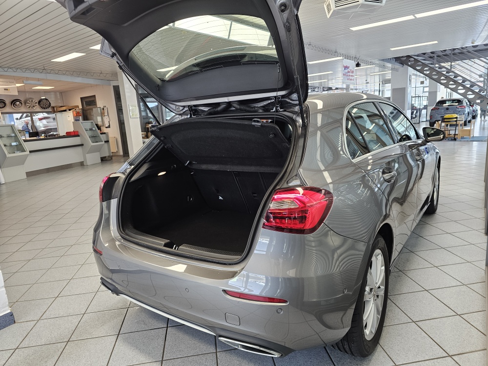 Mercedes-Benz A 200 – Foto 2