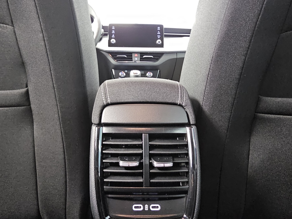 Skoda Kamiq – Foto 7