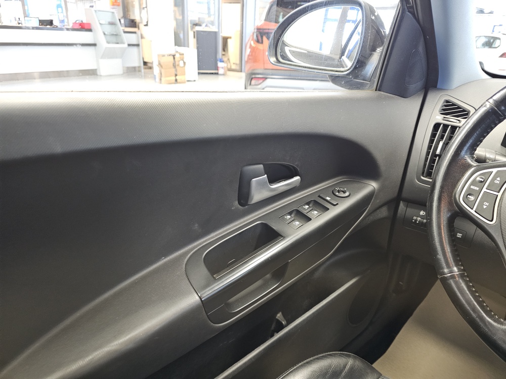 Kia Ceed – Foto 12