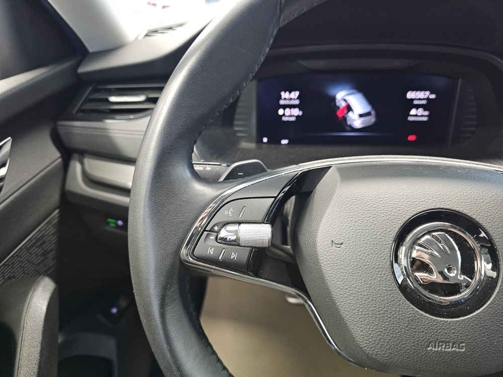 Skoda Octavia Combi – Foto 19