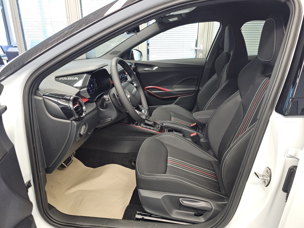 Skoda Fabia – Foto 19